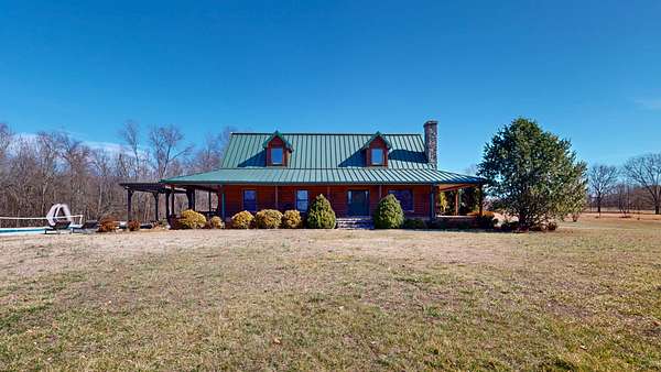14 Acres of Land with Home for Sale in Puryear, Tennessee
