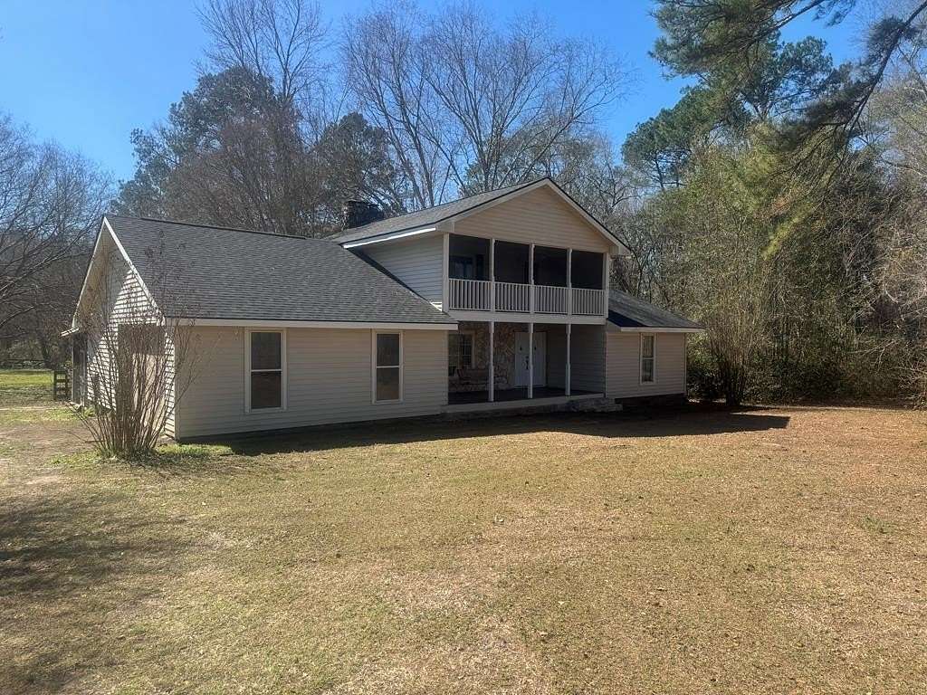 2 Acres of Land with Home for Sale in Cairo, Georgia