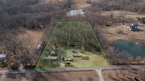 1.65 Acres of Land with Home for Sale in Portland, Tennessee