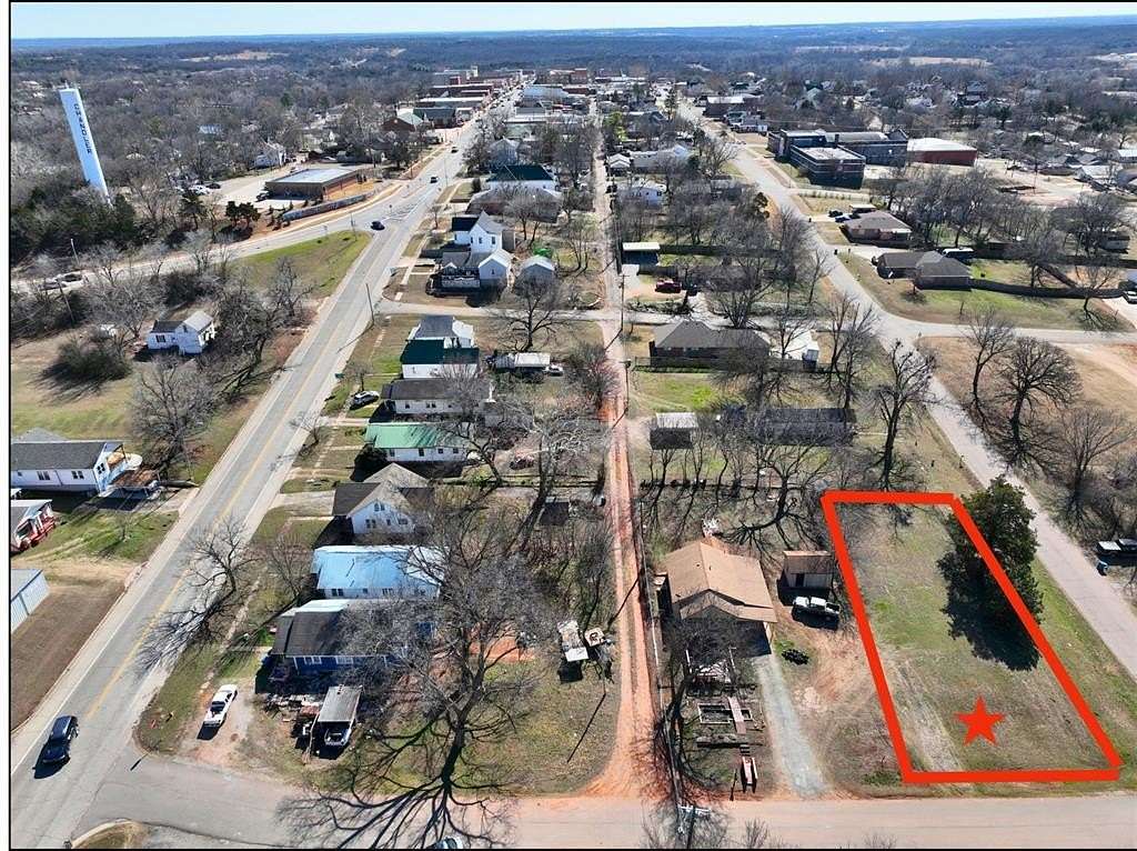 0.35 Acres of Commercial Land for Sale in Chandler, Oklahoma