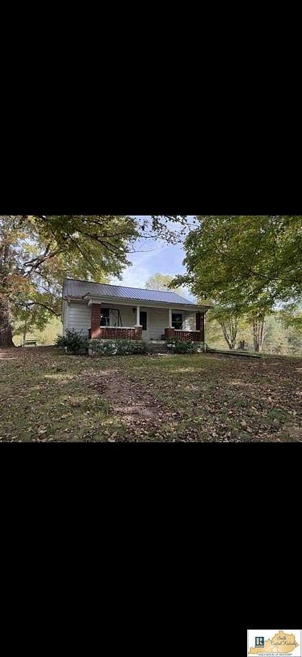 28 Acres of Land with Home for Sale in Bonnieville, Kentucky