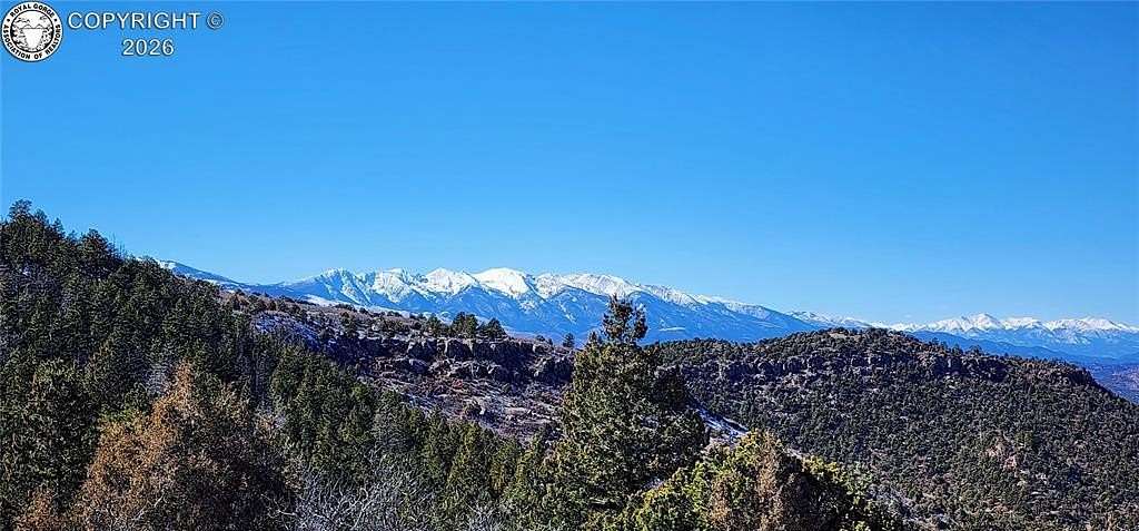 35.2 Acres of Land for Sale in Cotopaxi, Colorado