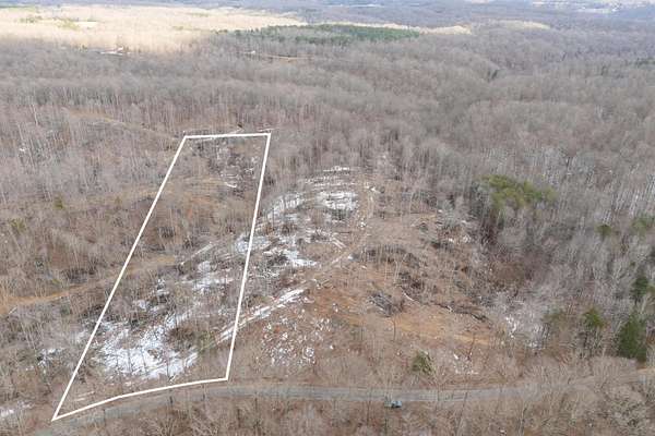 5.33 Acres of Residential Land for Sale in Sparta, Tennessee