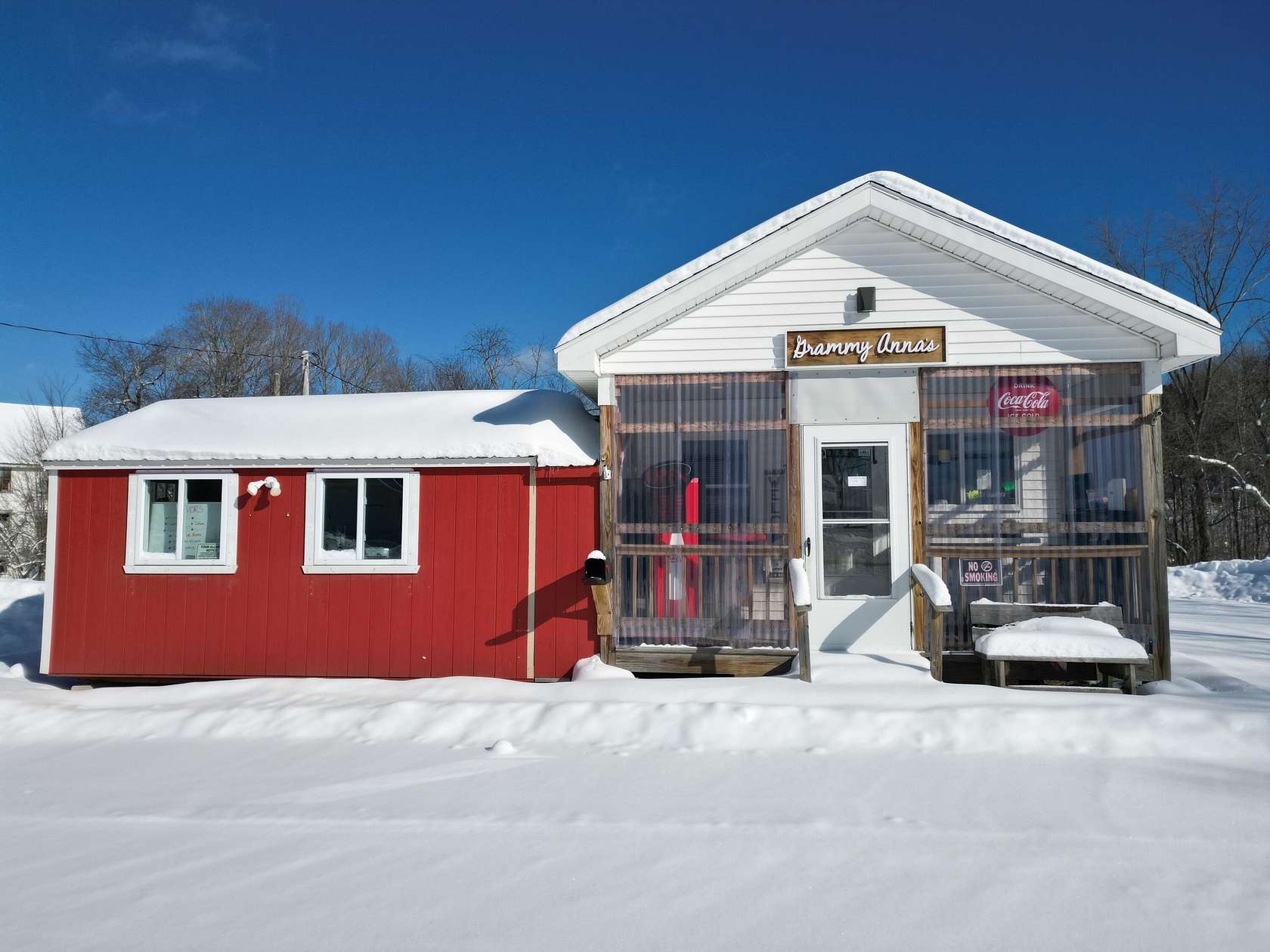 4 Acres of Improved Commercial Land for Sale in Springfield, Maine