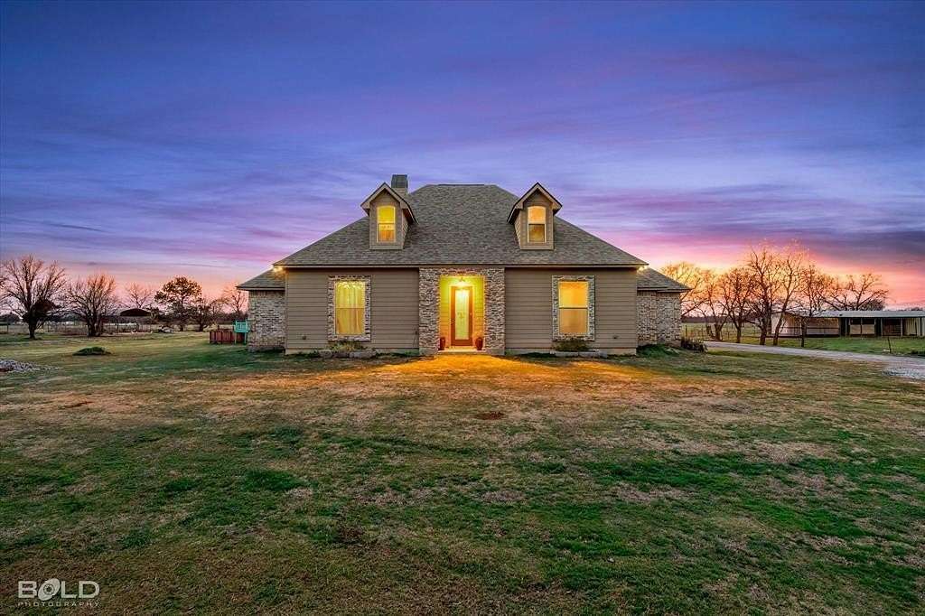 2.74 Acres of Land with Home for Sale in Bossier City, Louisiana