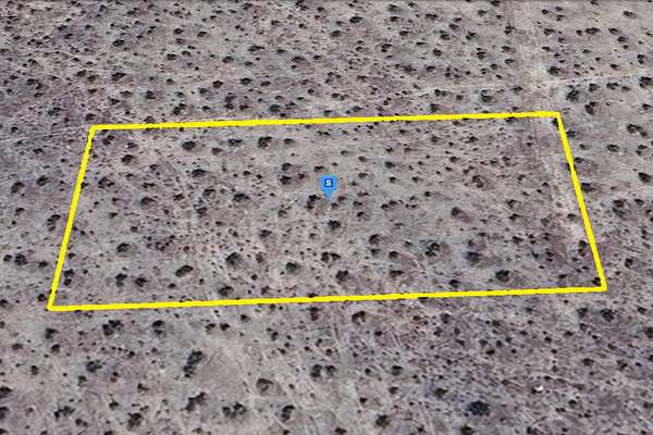 1.25 Acres of Commercial Land for Sale in Mojave, California