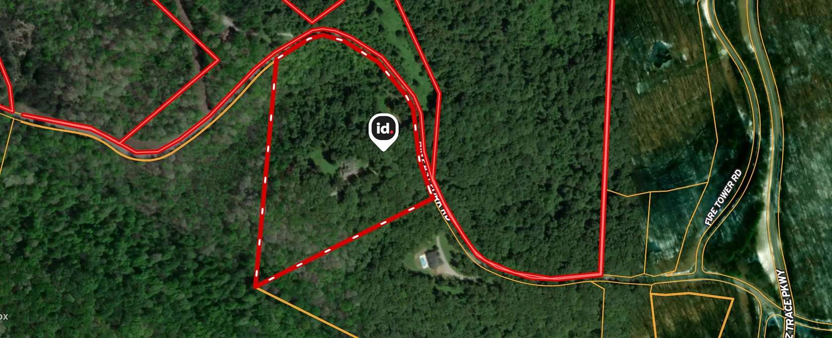 16 Acres of Recreational Land with Home for Sale in Franklin, Tennessee