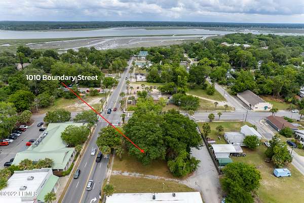 0.39 Acres of Mixed-Use Land for Sale in Beaufort, South Carolina