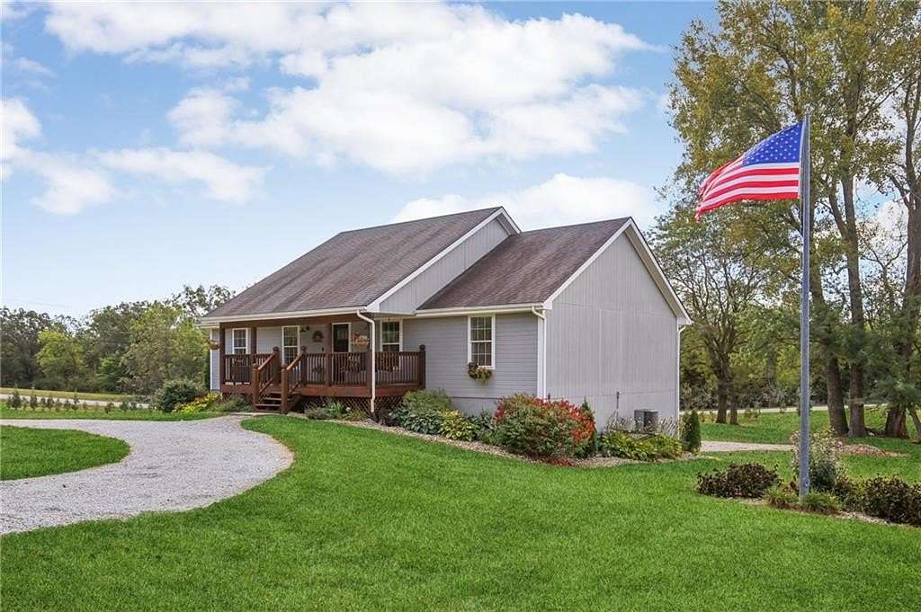 1.7 Acres of Land with Home for Sale in Plattsburg, Missouri