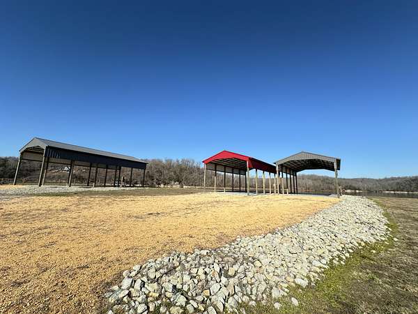 2 Acres of Residential Land for Sale in Clifton, Tennessee