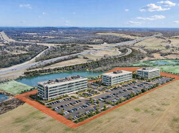 54 Acres of Land with Home for Sale in Lebanon, Tennessee