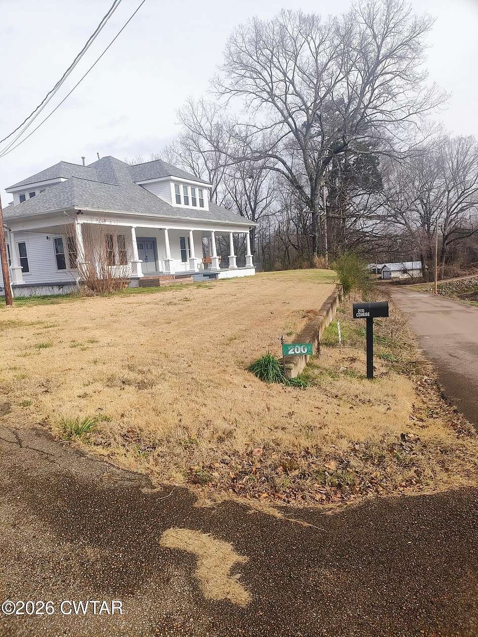 6.86 Acres of Land with Home for Sale in Saulsbury, Tennessee