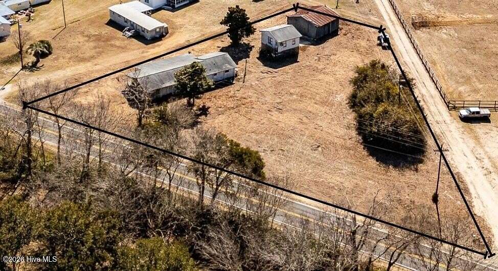 1 Acre of Residential Land for Sale in Sneads Ferry, North Carolina