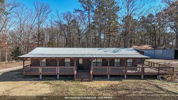 4.36 Acres of Improved Mixed-Use Land for Sale in Mena, Arkansas