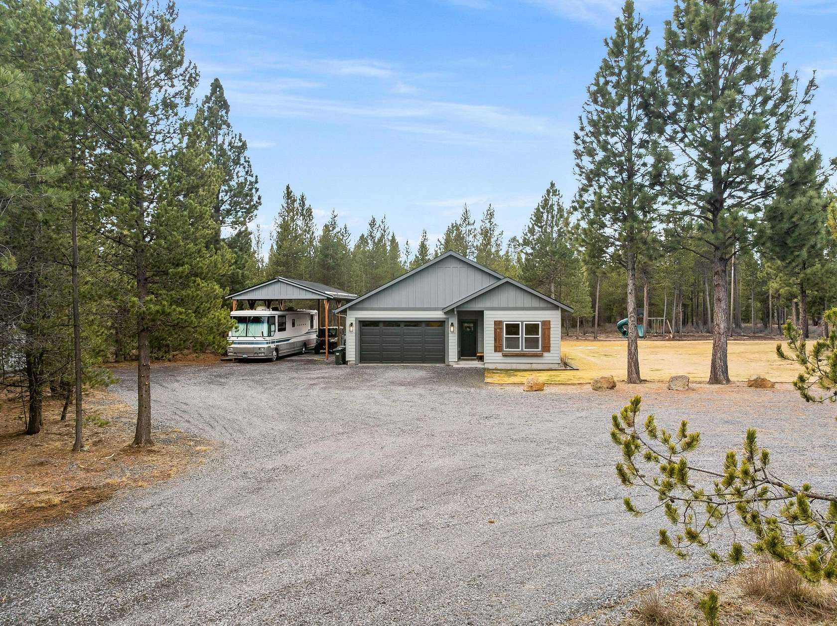 5 Acres of Land with Home for Sale in La Pine, Oregon