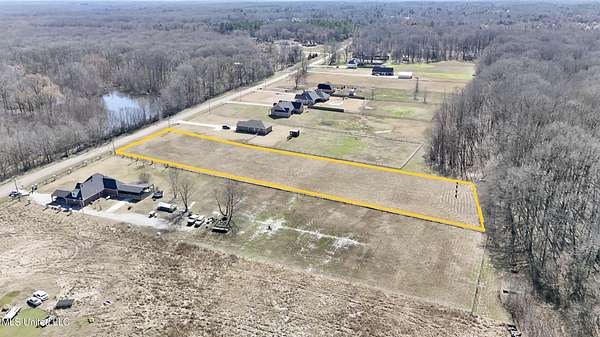 2 Acres of Residential Land for Sale in Byhalia, Mississippi