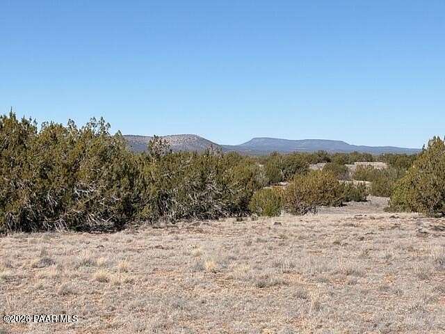 38 Acres of Land for Sale in Seligman, Arizona