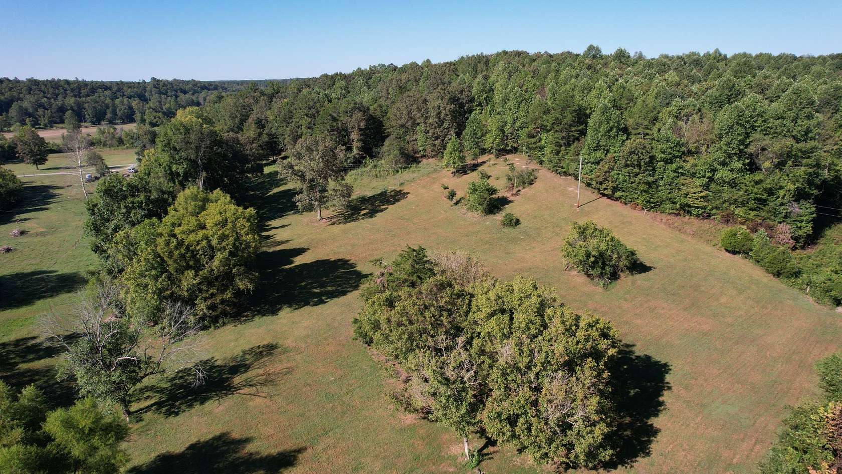 5 Acres of Land for Sale in Hohenwald, Tennessee