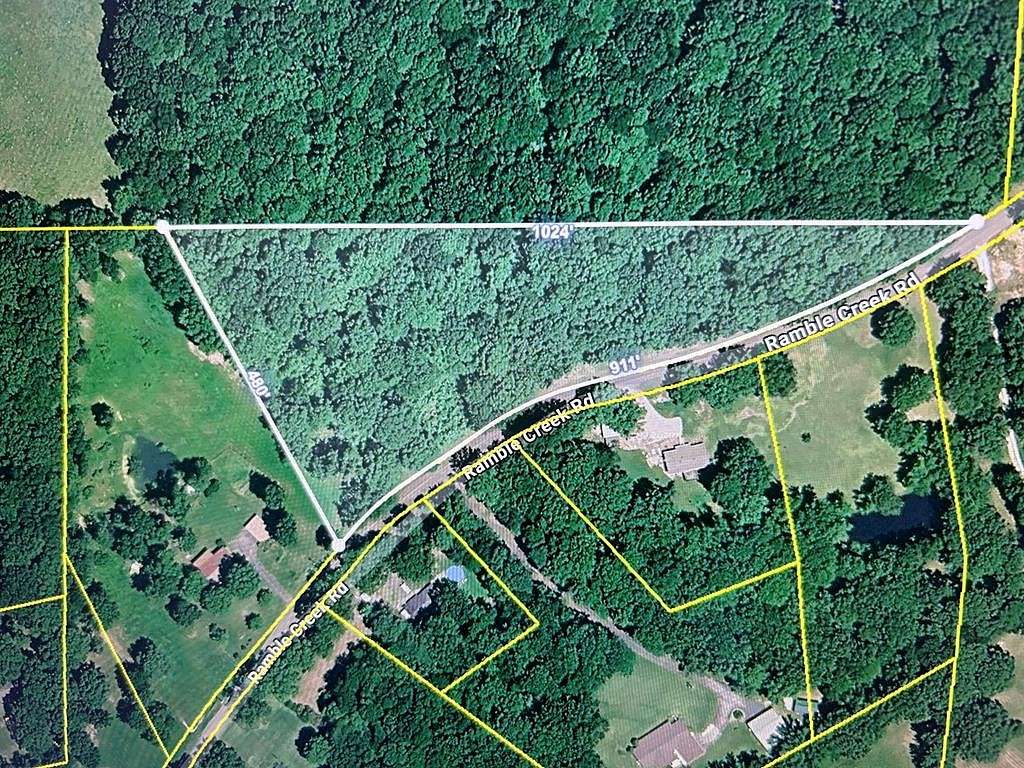 4.8 Acres of Residential Land for Sale in Big Sandy, Tennessee