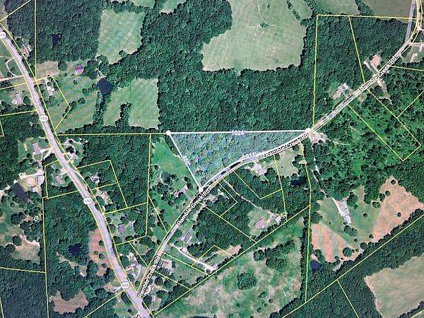 4.8 Acres of Residential Land for Sale in Big Sandy, Tennessee