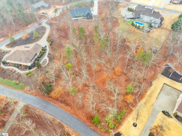 1 Acre of Residential Land for Sale in Walhalla, South Carolina