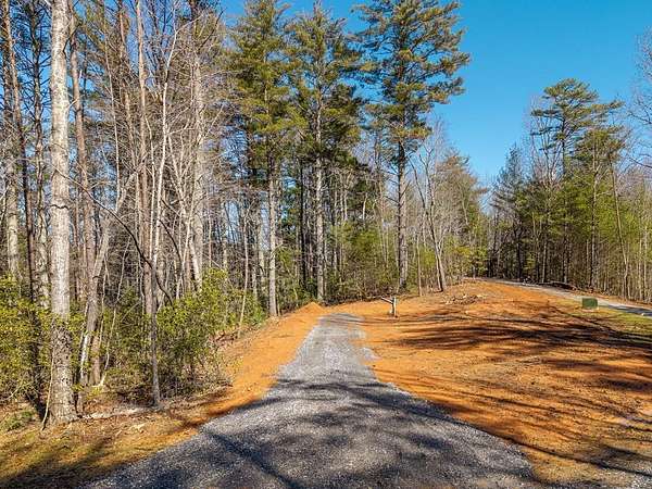 1.18 Acres of Land for Sale in Blairsville, Georgia