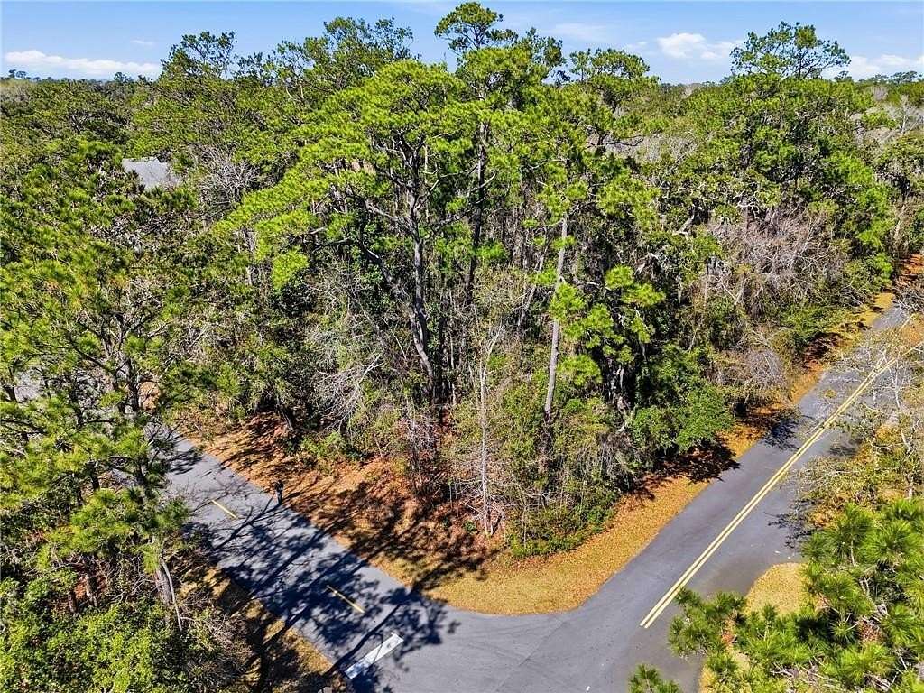 1 Acre of Residential Land for Sale in Saint Simons Island, Georgia