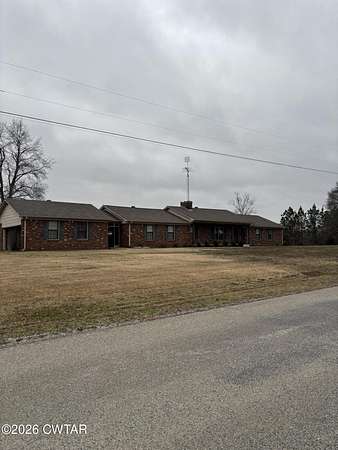 5 Acres of Land with Home for Lease in Pinson, Tennessee