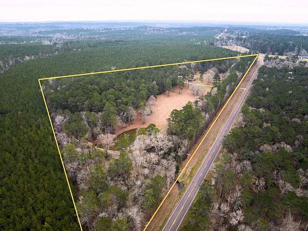 19 Acres of Land with Home for Sale in Coldspring, Texas