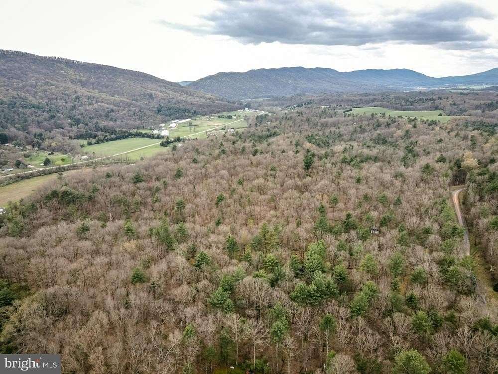 37.6 Acres of Recreational Land for Sale in Broadway, Virginia