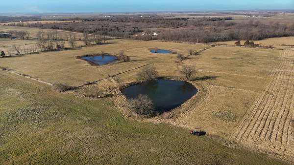 140 Acres of Land for Sale in Lamar, Missouri