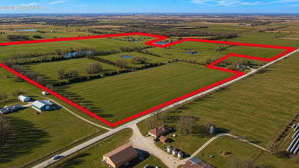 140 Acres of Land for Sale in Lamar, Missouri