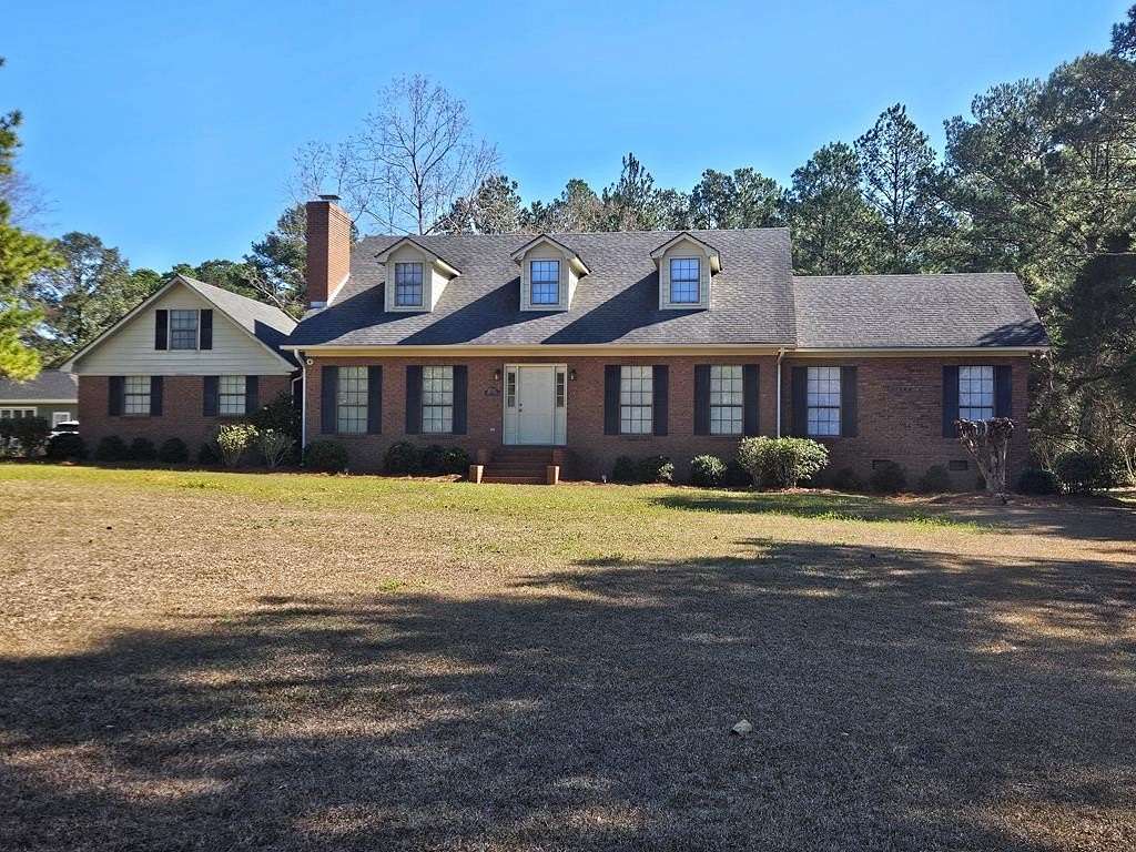 1.64 Acres of Land with Home for Sale in Cairo, Georgia