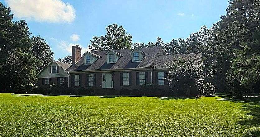 1.64 Acres of Land with Home for Sale in Cairo, Georgia