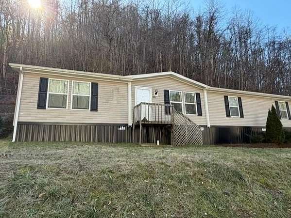 5 Acres of Land with Home for Sale in Pikeville, Kentucky