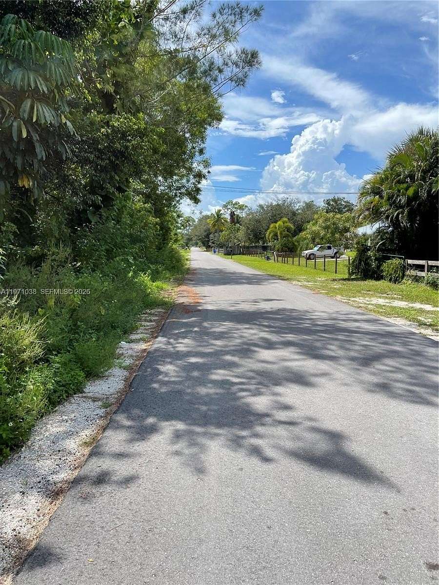 0.39 Acres of Residential Land for Sale in Loxahatchee Groves, Florida