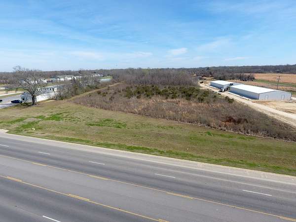 17.5 Acres of Commercial Land for Sale in Mansura, Louisiana