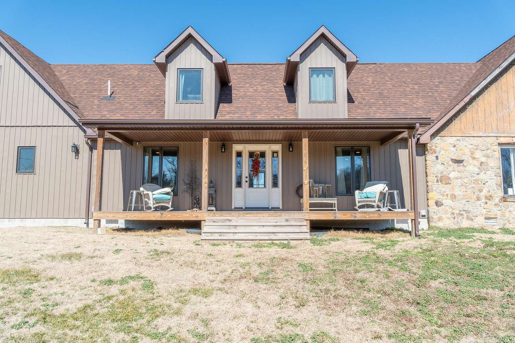 2.66 Acres of Land with Home for Sale in Somerset, Kentucky