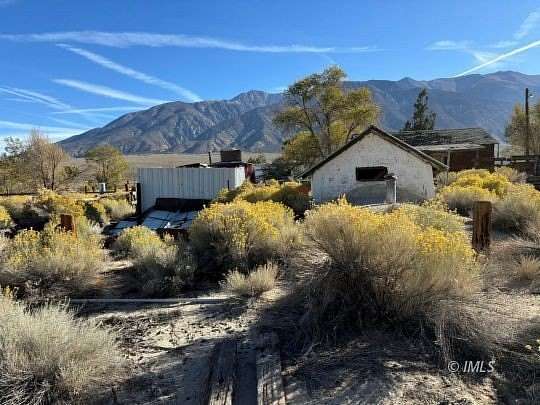 2 Acres of Land with Home for Sale in Benton, California