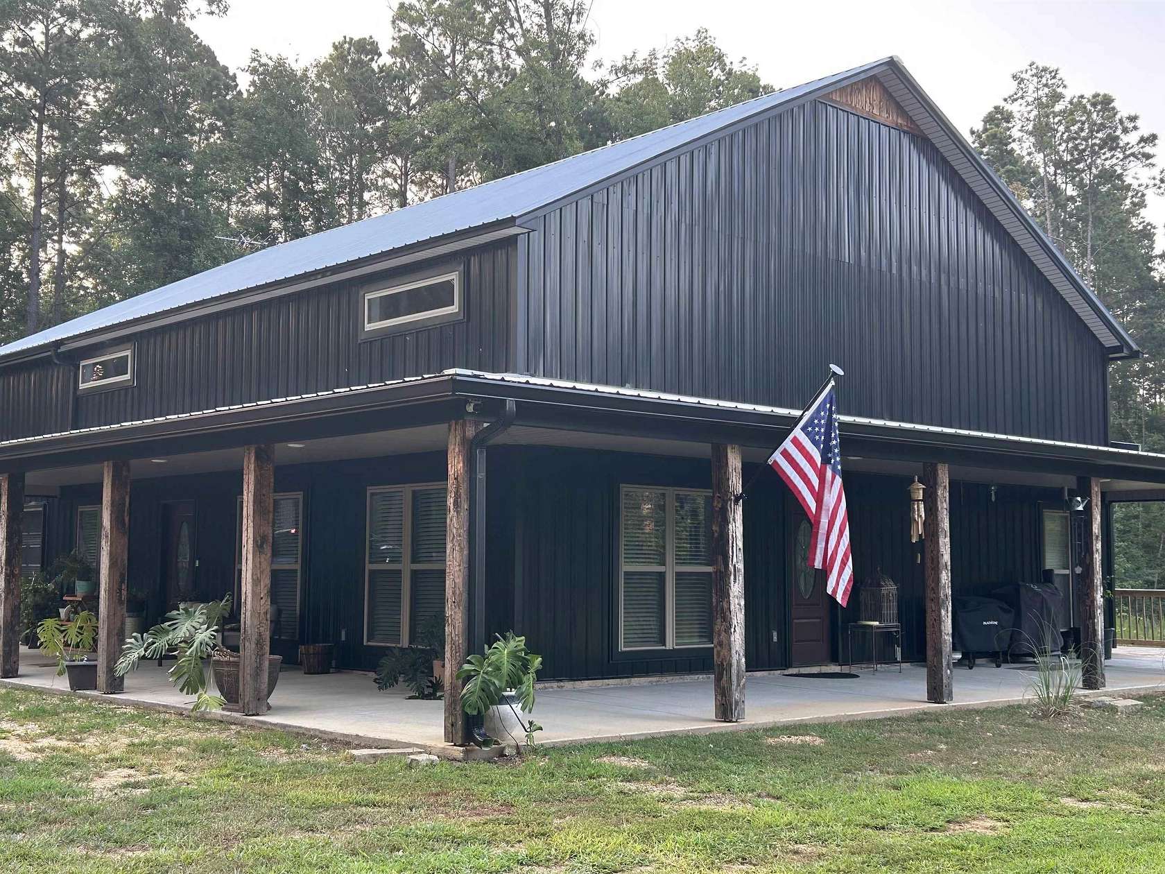 5.17 Acres of Land with Home for Sale in Sheridan, Arkansas