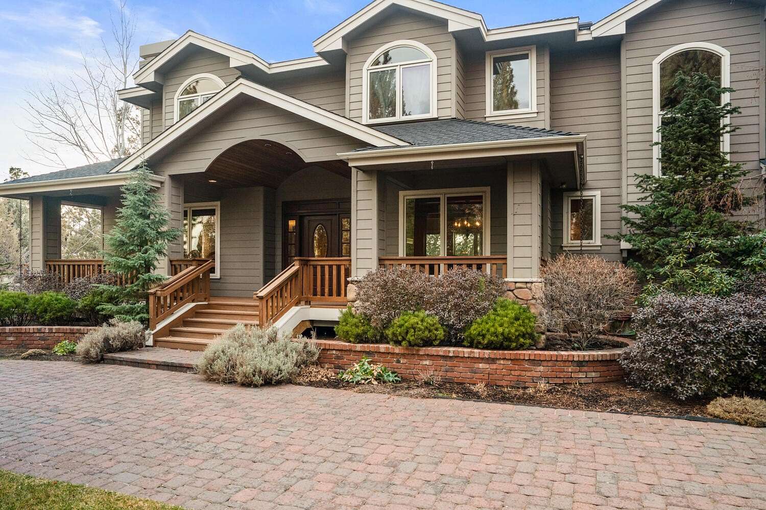 10 Acres of Land with Home for Sale in Bend, Oregon