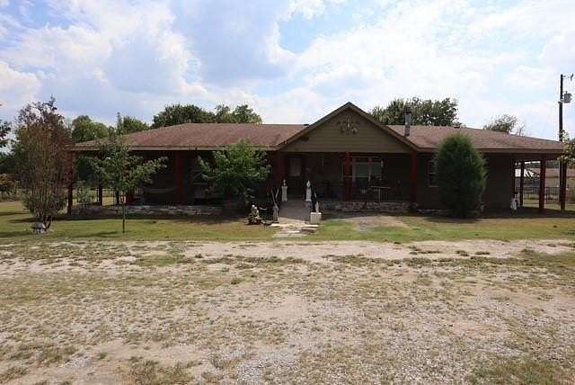 14 Acres of Land with Home for Sale in Bonham, Texas