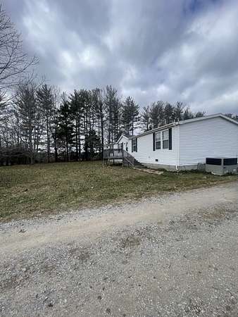 2 Acres of Land with Home for Sale in McMinnville, Tennessee