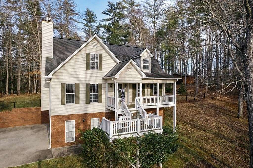 2.45 Acres of Land with Home for Sale in Blue Ridge, Georgia