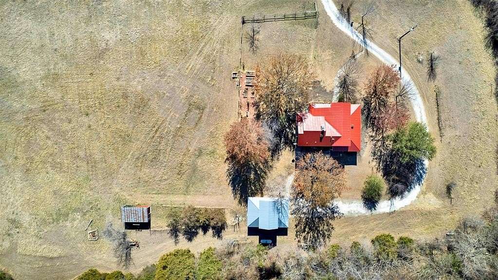 10 Acres of Land with Home for Sale in Anna, Texas