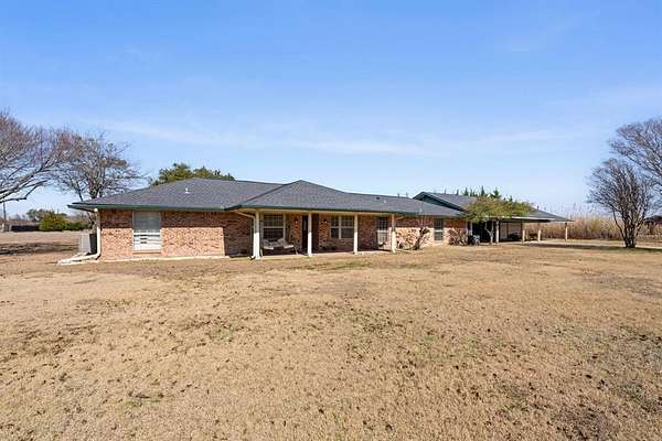 2 Acres of Land with Home for Sale in Red Oak, Texas