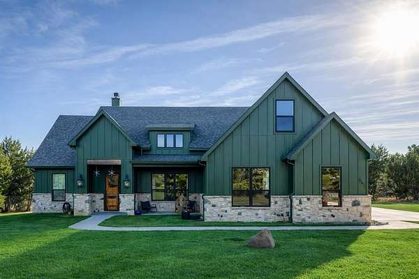 2 Acres of Land with Home for Sale in Weatherford, Texas