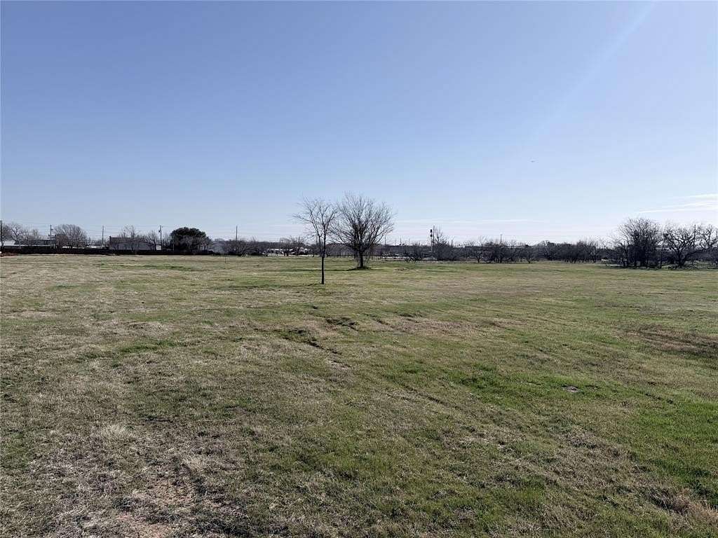 1 Acre of Residential Land for Sale in Whitney, Texas