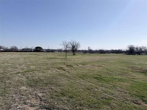 1 Acre of Residential Land for Sale in Whitney, Texas