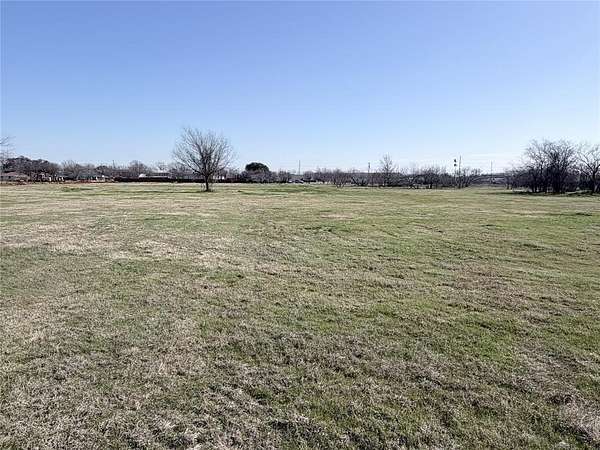 1 Acre of Residential Land for Sale in Whitney, Texas